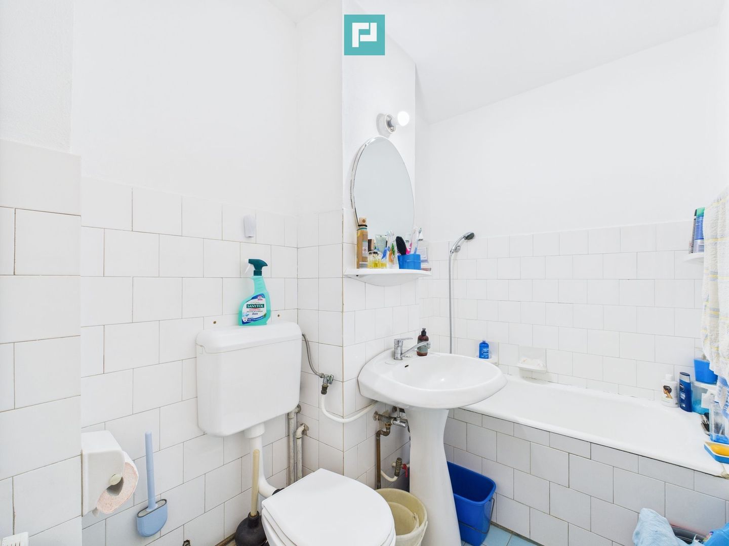 Apartament cu 3 camere, decomandat în Dâmbovița - Poză 6