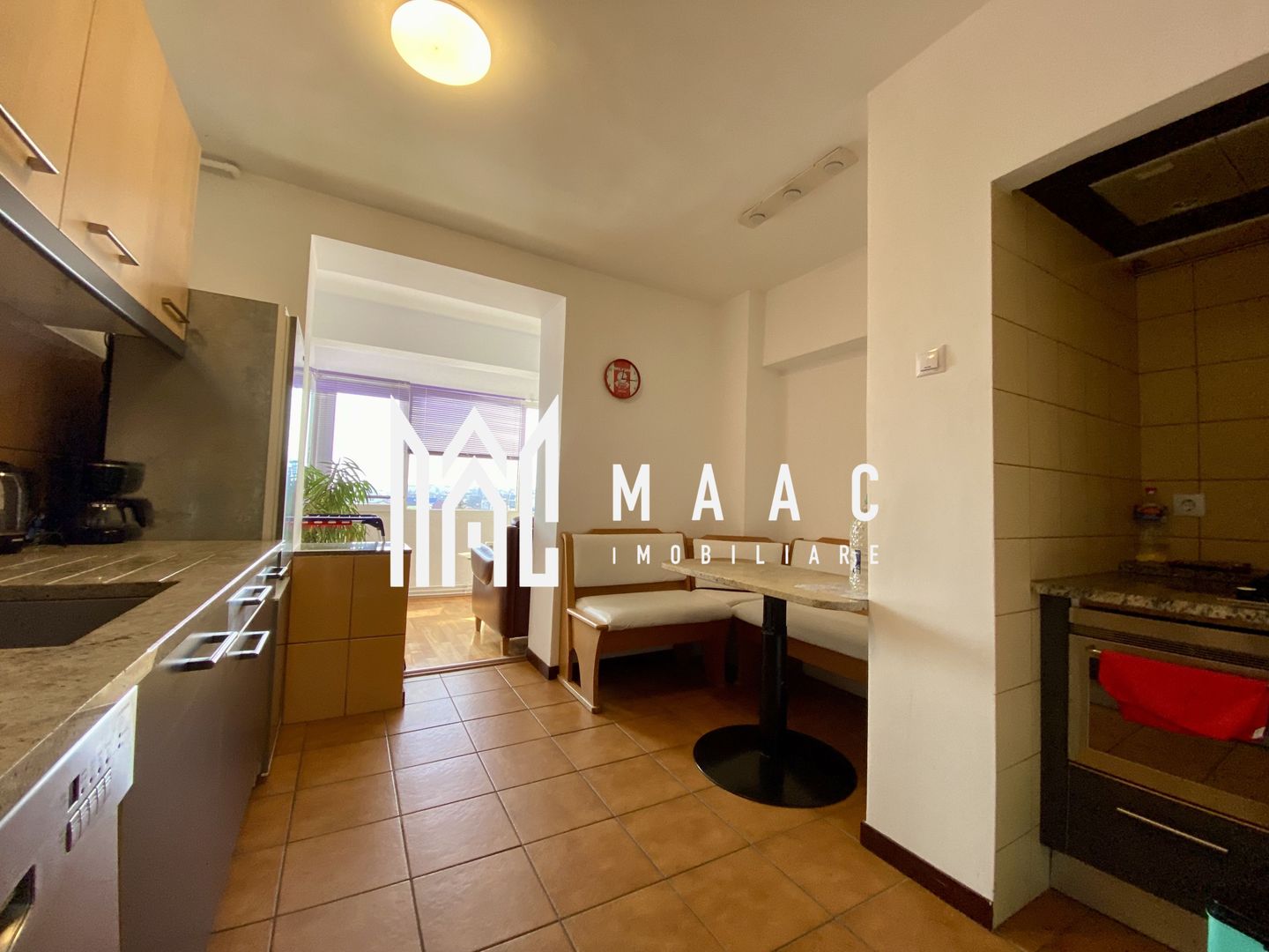 Apartament 2 camere | 67MP | Balcon | Decomandat | M Viteazu - Poză 2