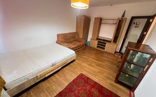 1 camera decomandat etaj 3 zona Buziasului - Poză 4