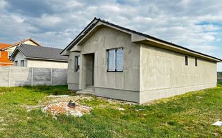 Casa 4 camere de vanzare in Cihei | Panouri fotovoltaice - Poză 2