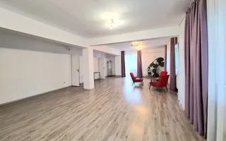 Casa de închiriat in Brașov - 400 mp - Poză 12