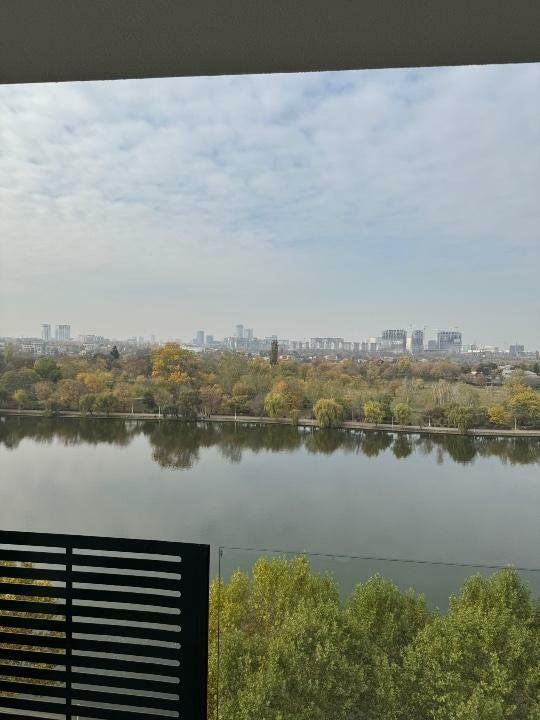 Pers fizică - Apartament de vis cu 3 camere şi vedere superba spre lac! - Poză 3
