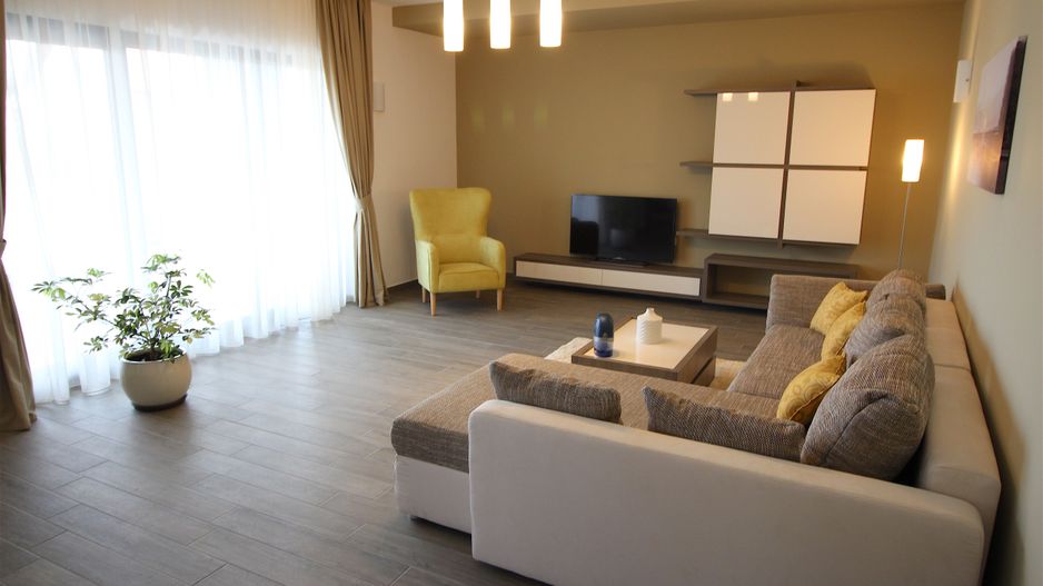 Apartament cu 3 camere de închiriat în zona Nord - Poză 6