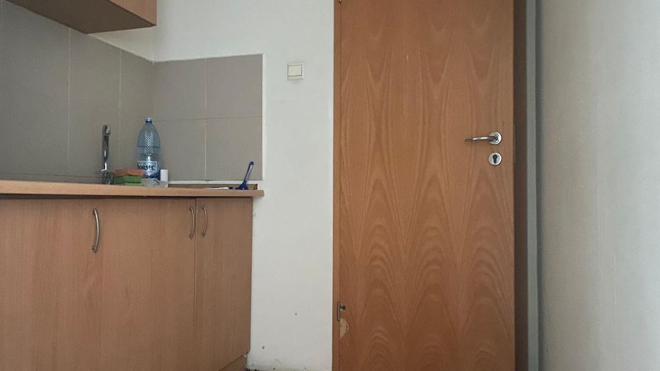 Spațiu comercial de închiriat-zonă ultracirculată, Micro 3 -Târgoviște - Poză 8