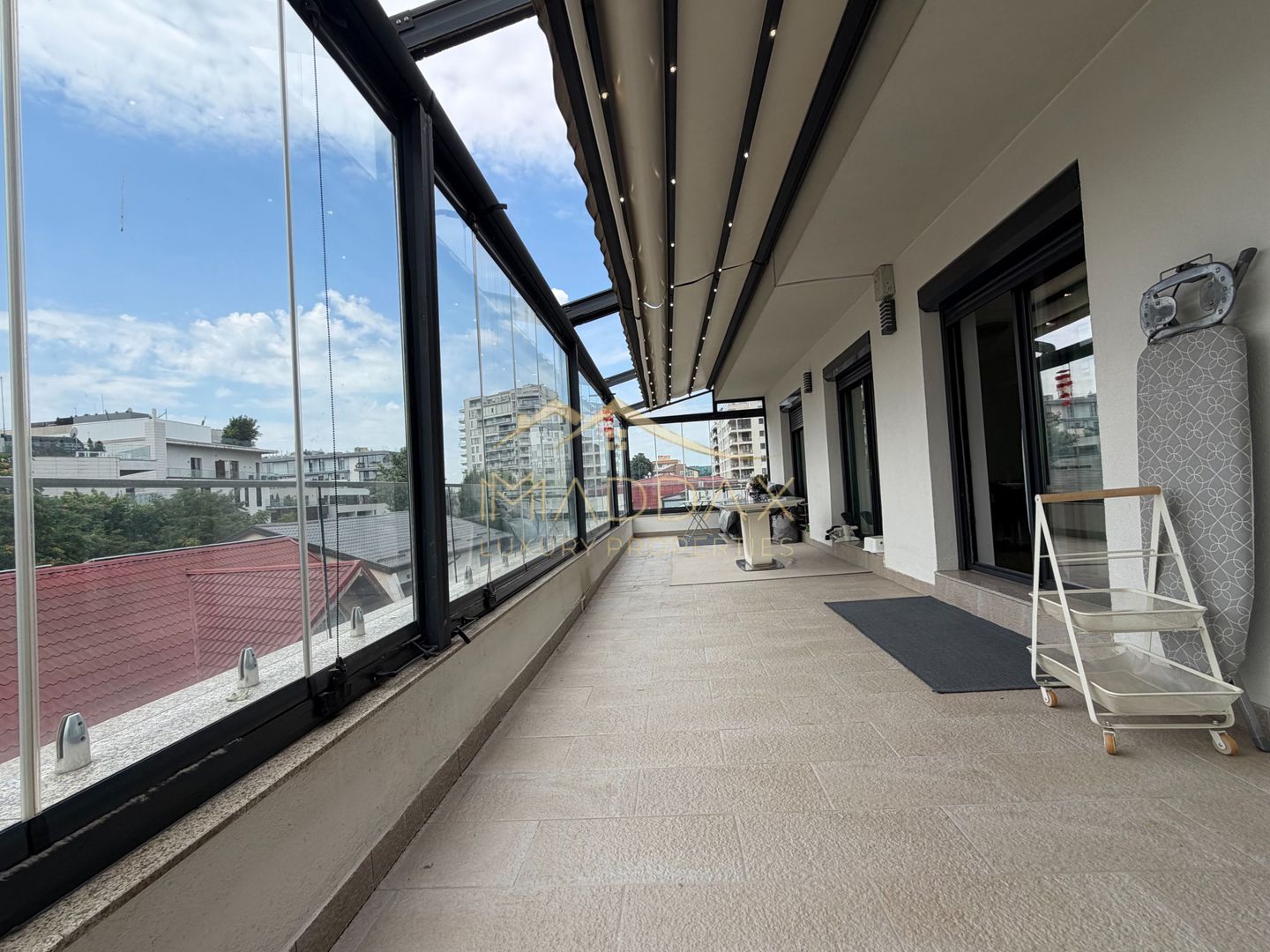 Apartament de tip Duplex 6 camere *250mp* + 2 Garaje // Herastrau - Poză 21