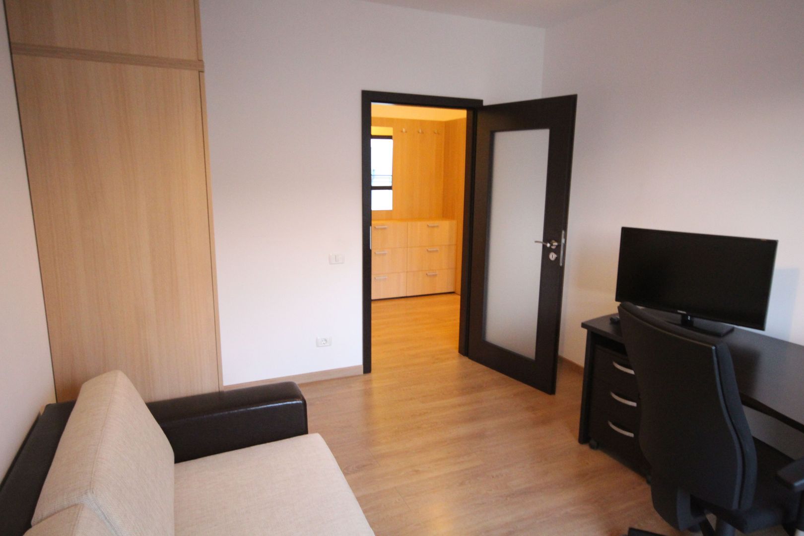 Spațios 4 camere, zona Braytim - Poză 15