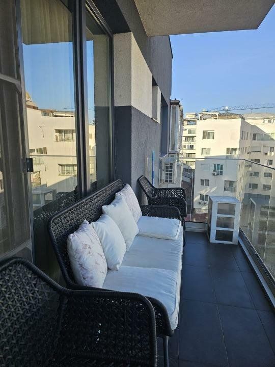 Apartament 3 camere ,Lux 13 septembrie Merriott - Poză 5