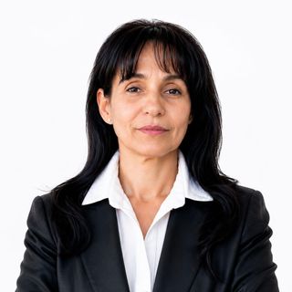 Lucia Bredeanu - PROPERTY LAB