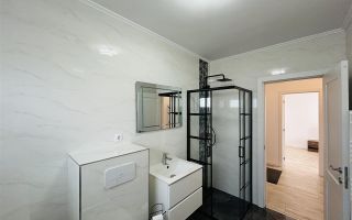 Apartament modern de vanzare - 2 camere, balcon si loc de parcare - Poză 13