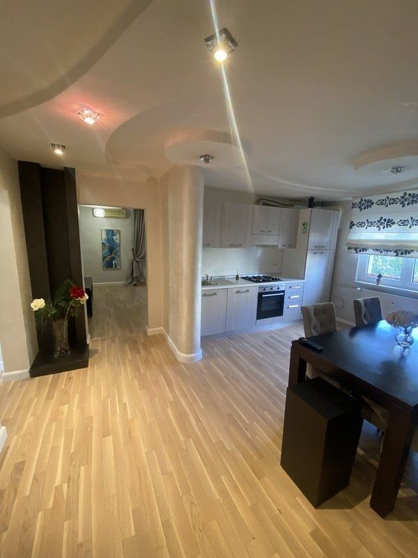 De Închiriat Apartament 3 Camere Decebal, Renovat, Aproape, de Metrou - Poză 7