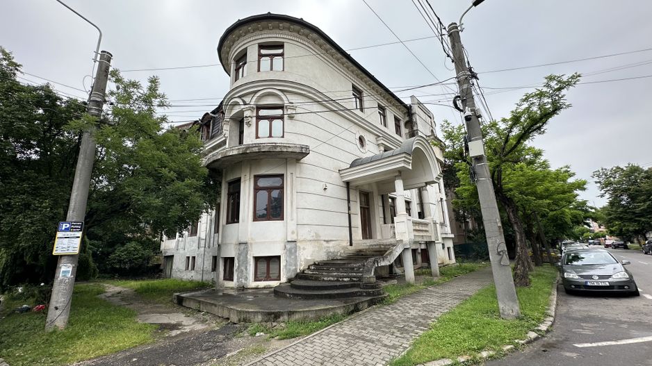 Spațiu de birouri de 1,200mp de vânzare în zona Central - Poză 1