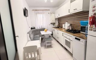 Ap. 2 camere, 2 balcoane, 62mp, 120.000 € nemobilat, 125 mobilat - Poză 2