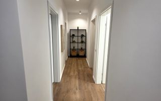 Apartament cu 3 camere | Etaj 1 | Ultracentral |  Oradea - Poză 12