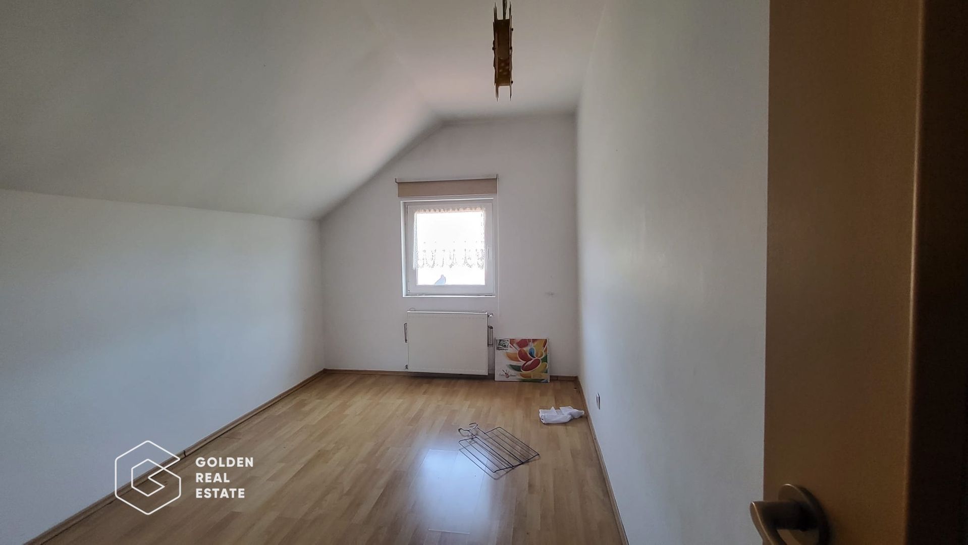 Casa individuala + locuinta secundara de vanzare in Giroc - Poză 11
