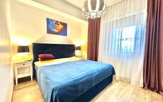 Penthouse modern de inchiririere cu 3 camere, terasă 80 mp zona Coresi - Poză 4