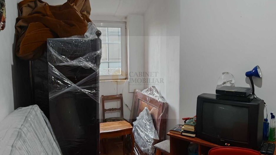 Garsoniera I Etaj 4 I Armeneasca I Se vinde nemobilata - Poză 1