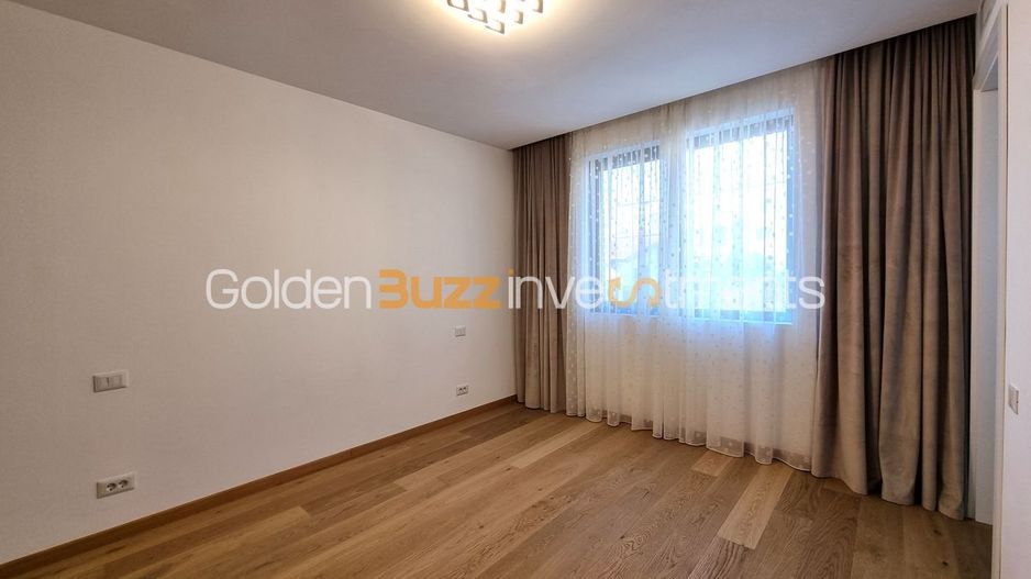 Vila de inchiriat 4 camere Jollie Ville - Poză 9