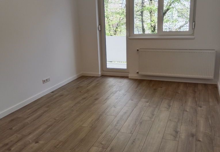 BRASADAS vinde ap 3 cam etaj 3/4 pe Careiului. - Poză 1