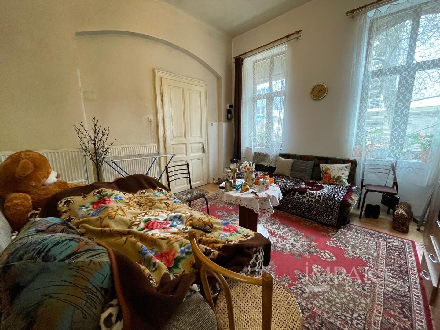 Vând apartament 2 camere la casa cu curte in centru Clujului! Parcare! - Poză 2