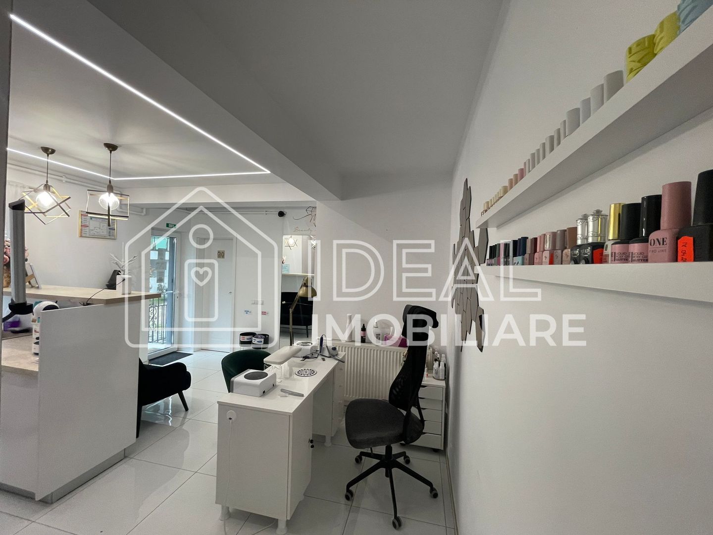 Spatiu Comercial cu 4 locuri de parcare, in Cartierul Arhitectilor - Poză 4