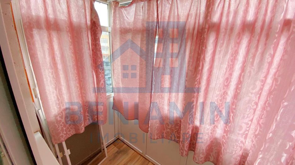 Apartament 3 camere Craiovita, etaj 3, teava de gaze - Poză 14