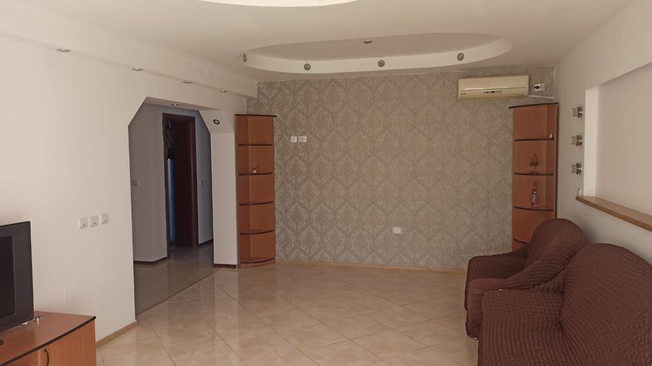 Casa 5 camere, 250 mp teren liber, adiacent șoseaua Leordeni - Poză 5