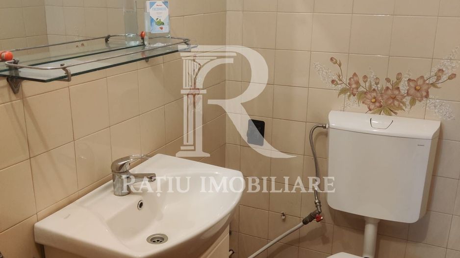 Apartament cu 3 camere de închiriat | Centrul Civic | Oradea - Poză 8