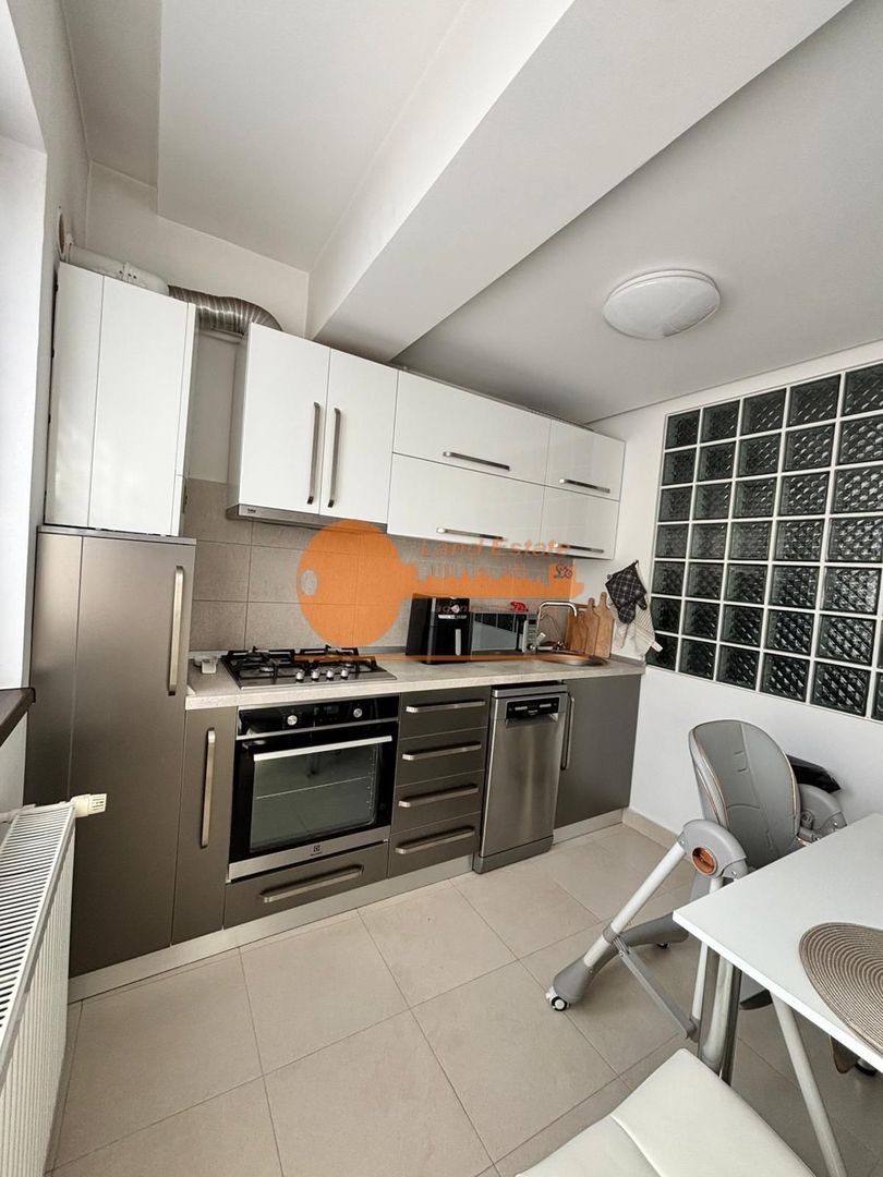 2 camere bloc 2017 Gorjului - Poză 6