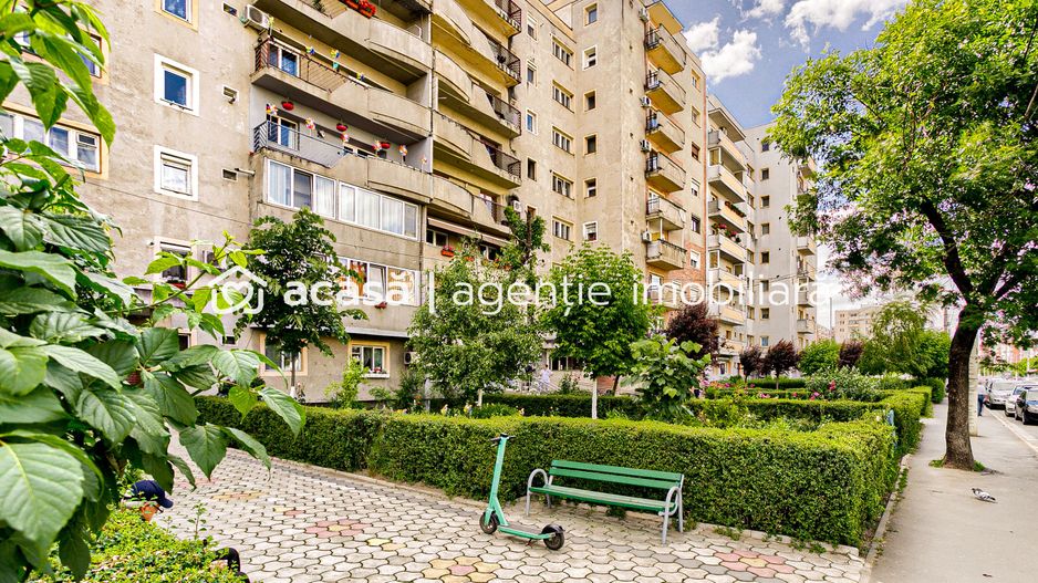Apartament cu 2 camere decomandat zona Aurel Vlaicu - Poză 10