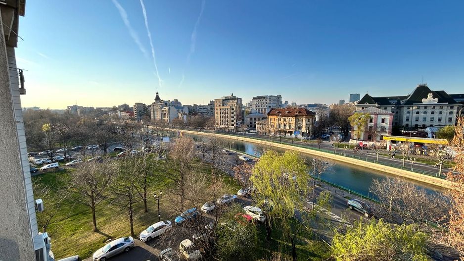 Apartament 4 camere Piata Constitutiei - Poză 1
