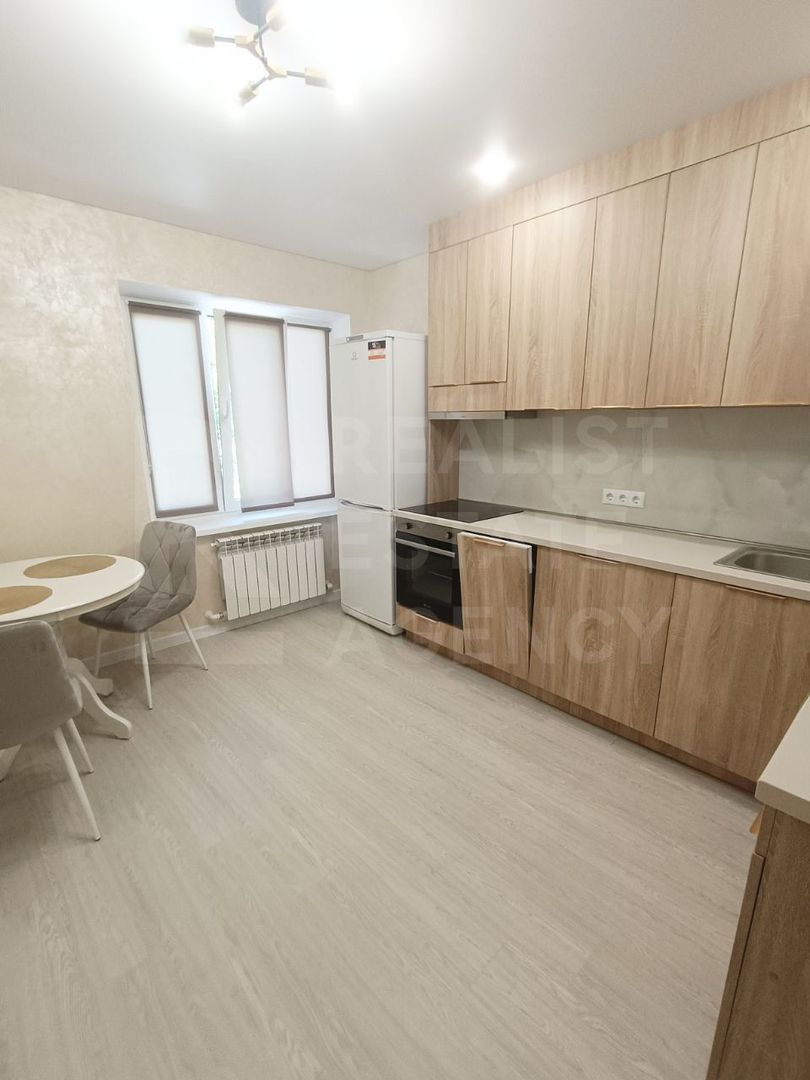 Vânzare, o cameră, str. Brîncuși, otanica - Poză 2