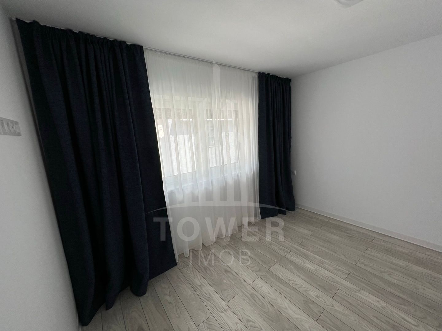 Casa 4 camere in Selimbar -zona Brana - Poză 9