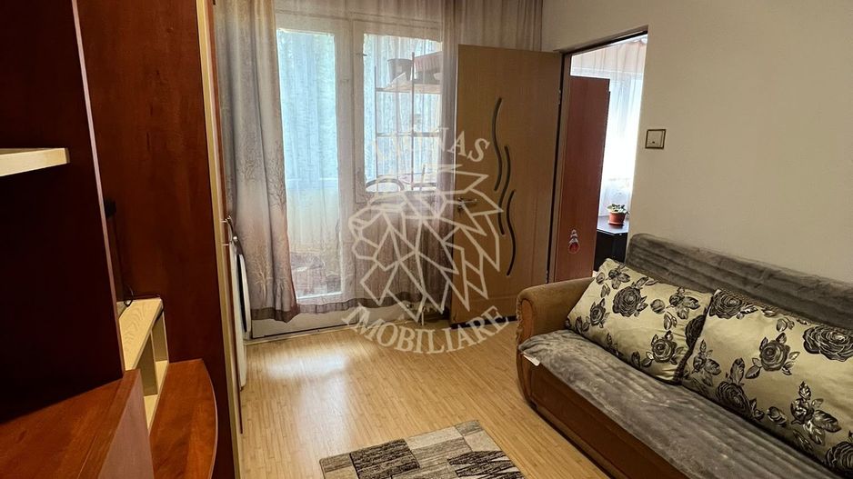 Apartament 2 camere-etaj 2-balcon-Zona Lama - Poză 2