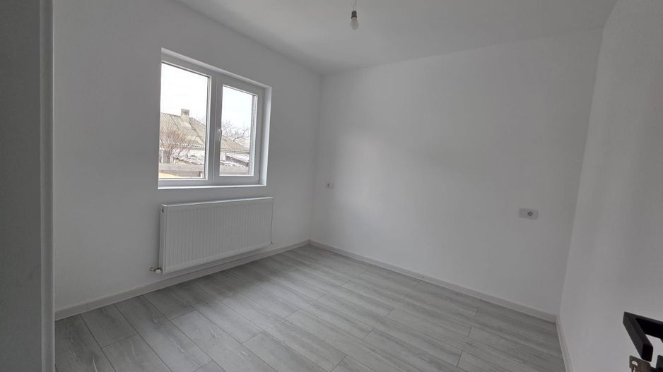 APARTAMENT 2 CAMERE CU  LOC PARCARE INCLUS CUG LUNCA CETATUII - Poză 9