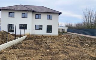 Casa tip duplex 5 camere, teren 480 mp – Șelimbăr, Cartierul Tineretului - Poză 1