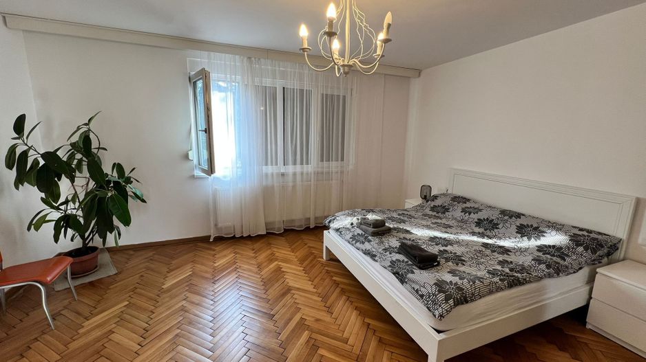 Apartament spatios cu 3 camere | 100 mp | Balcon | Curte | Central - Poză 5
