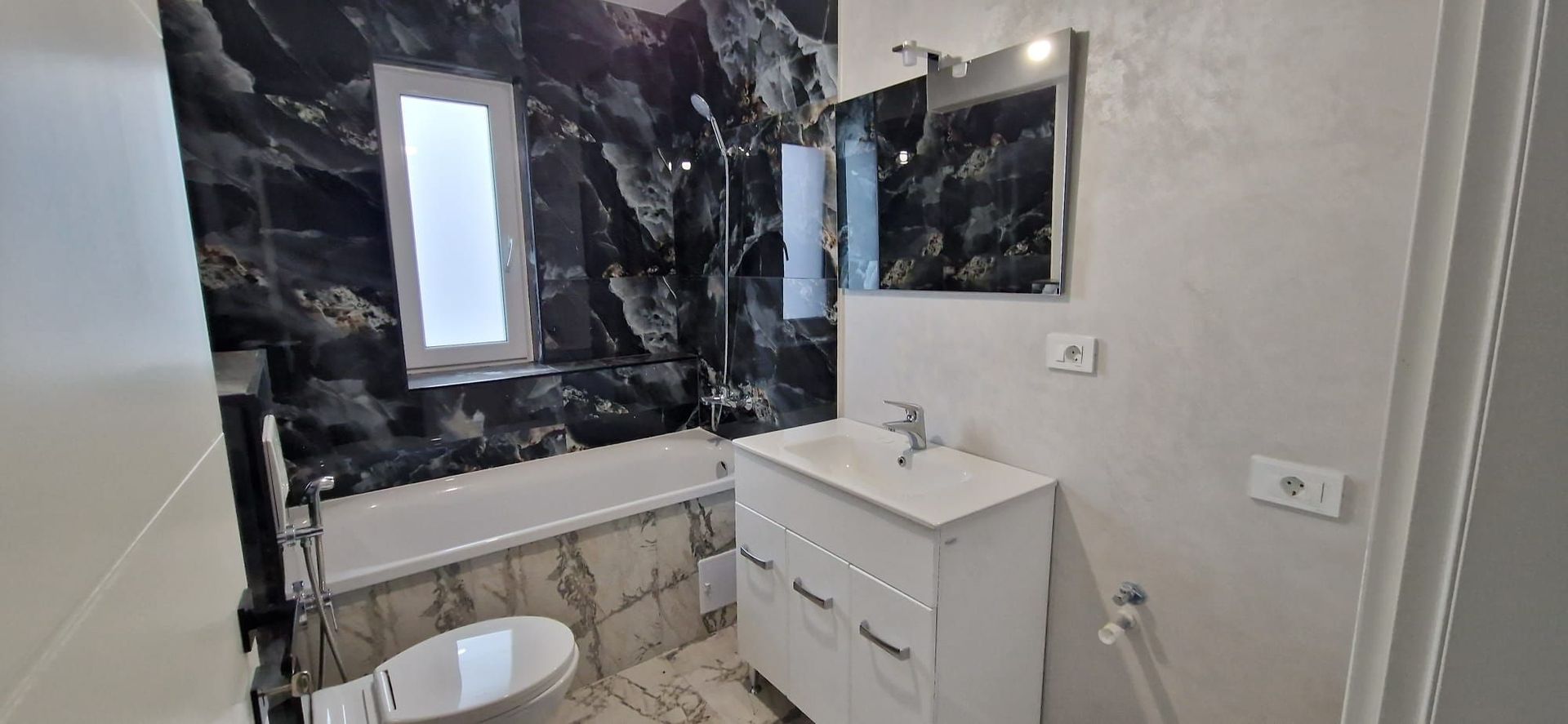Apartament 1 camere  32mp-61000euro cu TVA si cu loc parcare- Rediu - Poză 6