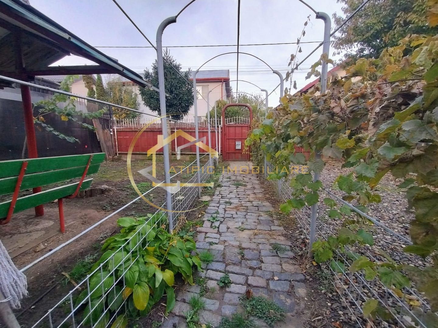 De vanzare casa la pret de apartament in Editurii Lunca Cetatuii - Poză 2