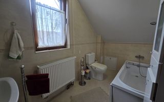 Casă individuală cu 4 camere in Dumbrăvița - Poză 11