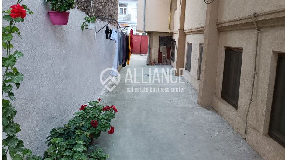 CENTRU PIATA UNIRII(COD03) - Birou cu terasa si grup sanitar propriu ! - Poză 19