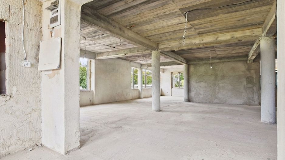 Clădire 850 mp, Czaran Gyula, 8 parcări - Poză 9