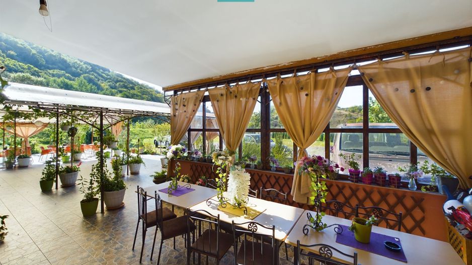 Sala de evenimente în inima naturii - Poză 11