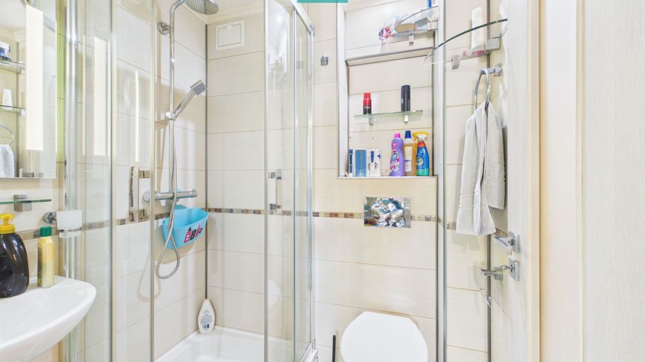 Apartament 3 camere, 2băi, complet mobilat Complex - Poză 8