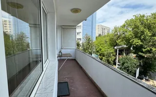 Apartament cu 3 camere, 70 mp, Zona Aleea Carpati - Poză 12