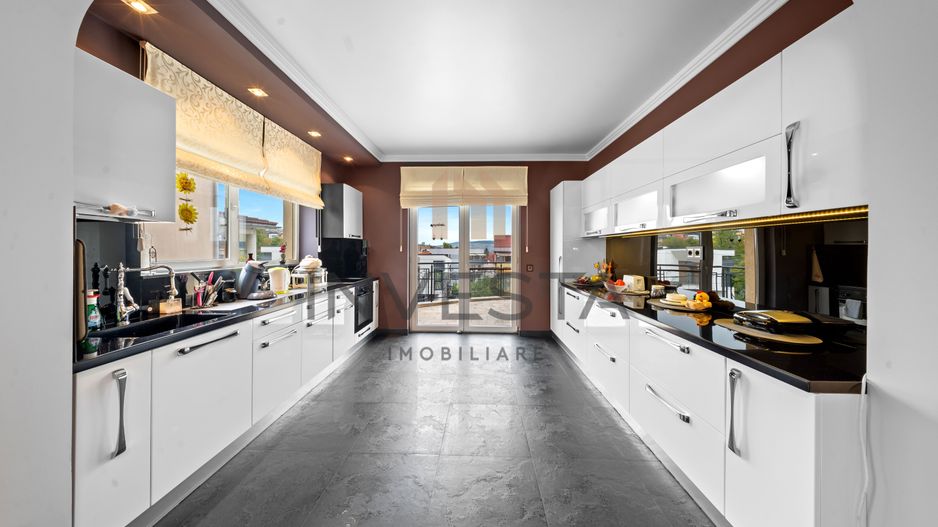 Vila cu teren de 1081 mp in cartierul Andrei Muresanu! - Poză 12