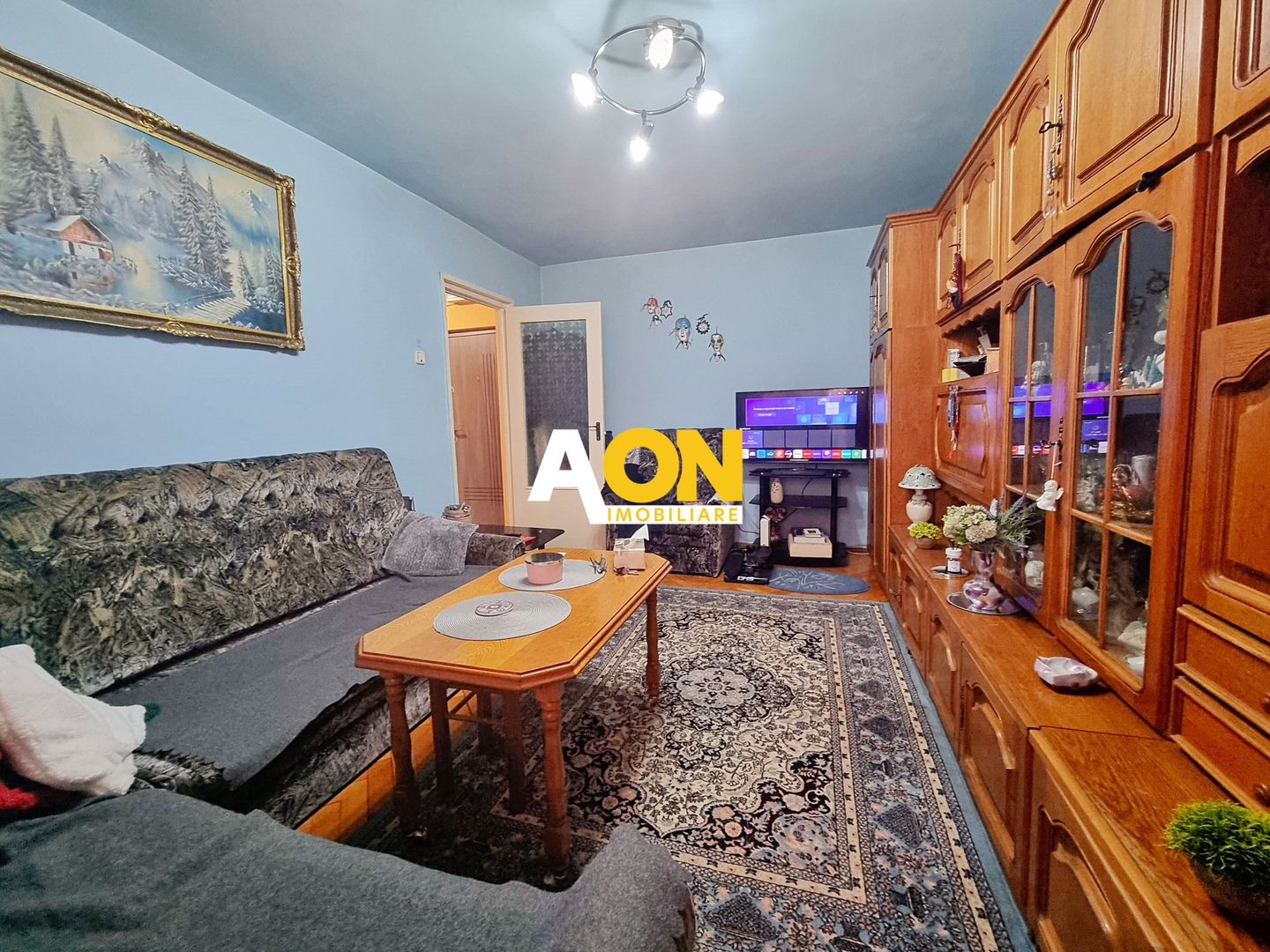 Apartament 3 camere, 2 bai, Cetate, zona Liceului Sportiv - Poză 1