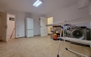 VANZARE- 9- CAMERE (S+P)- VILA -COTROCENI - Poză 36