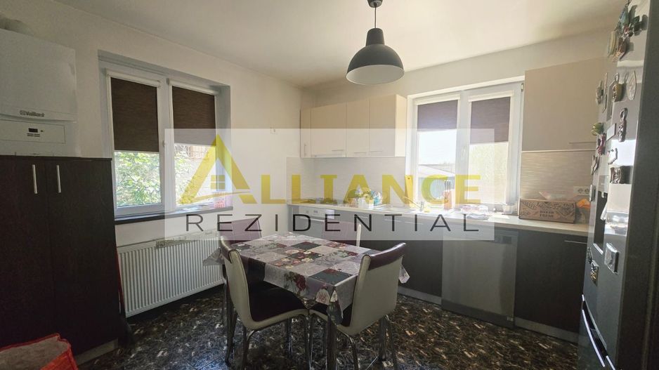 CASĂ INDIVIDUALĂ 4 CAMERE MOBILATĂ ȘI UTILATĂ - TEREN 497 MP - Poză 17