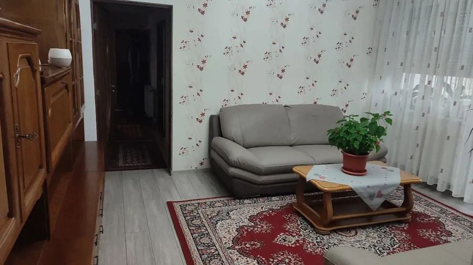 BRASADAS vinde ap 4 cam 80mp etajul 4/4 Lidl Careiului. - Poză 2