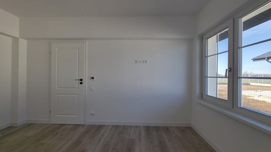 Casa Parter de vanzare in Balotesti - Poză 17